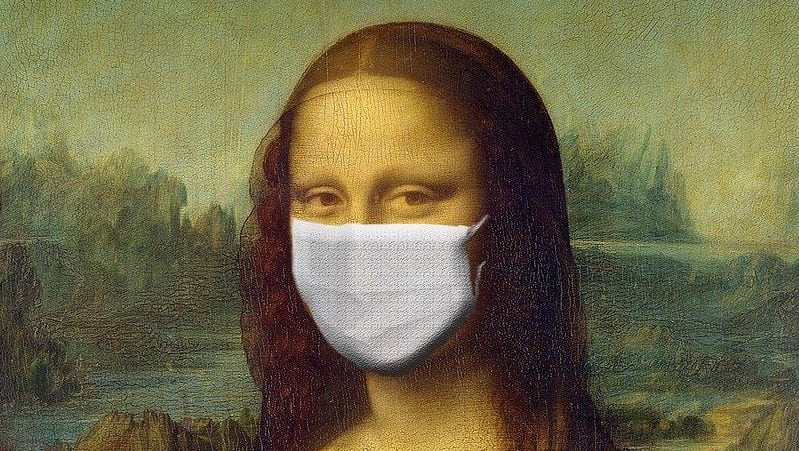 imagen de La Monalisa con mascarillas quirúrgicas